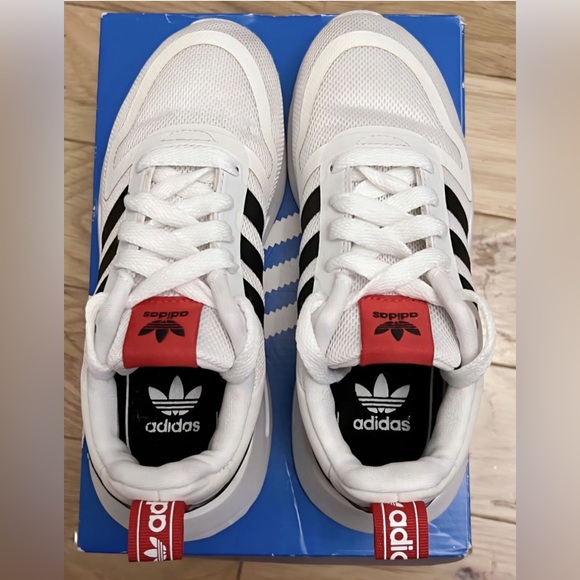 Kids Adidas Sneakers - Picture 1 of 4